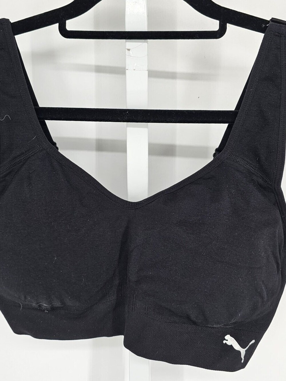 Puma Womens Sz L Medium Impact Sports Bra Black